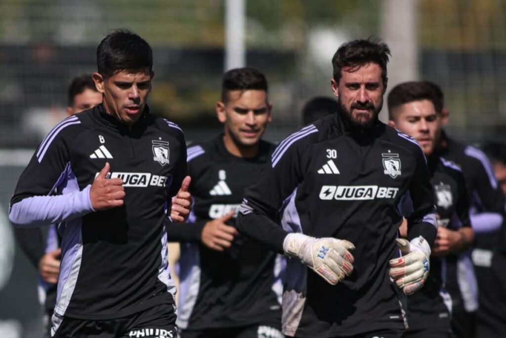 Entrenamiento de Colo-Colo en el Estadio Monumental.