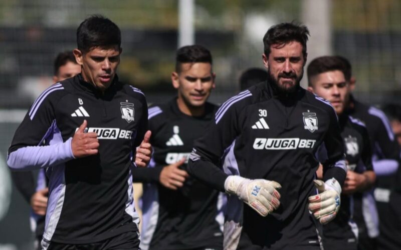 Entrenamiento de Colo-Colo en el Estadio Monumental.