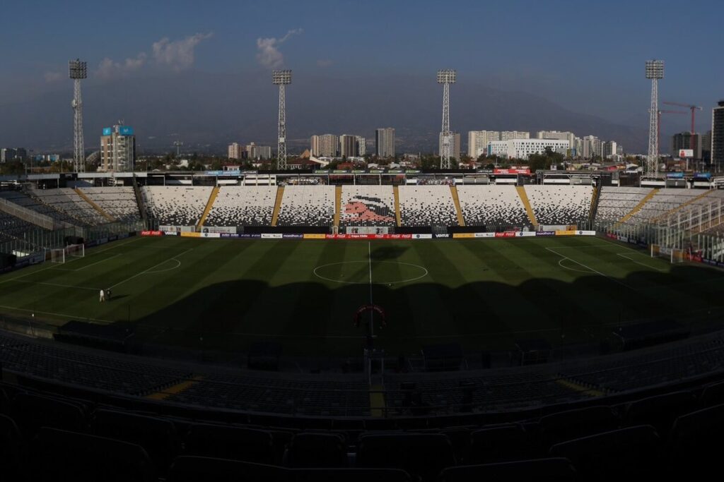 Estadio Monumental vacío.