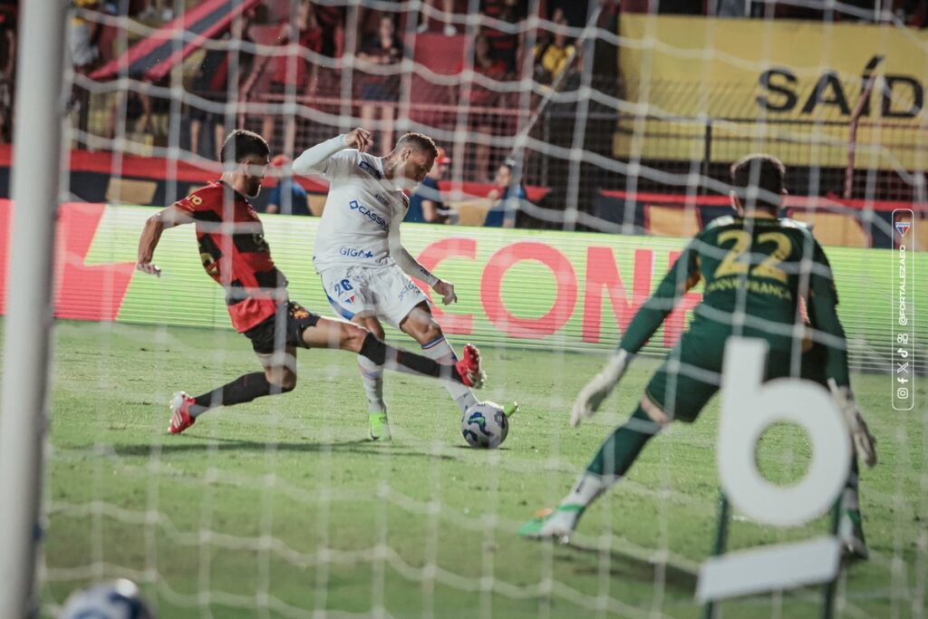 Sport Recife vs Fortaleza por el Brasileirao.