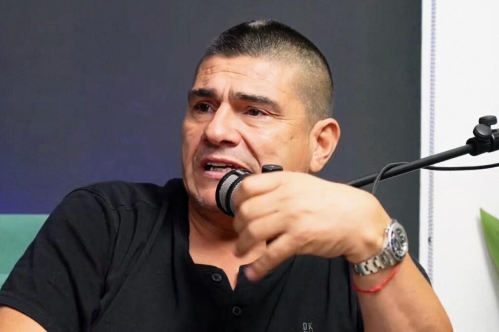 Marcelo Vega en el estudio de Mediapunta.