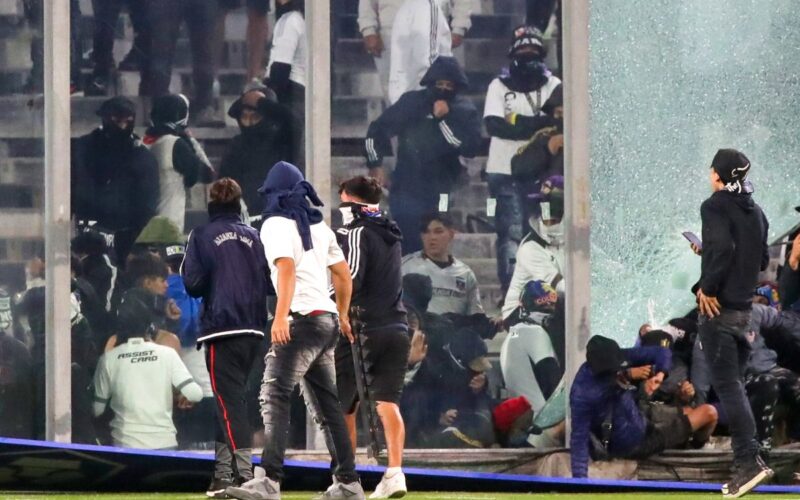 Millonaria multa económica a Colo-Colo CONMEBOL