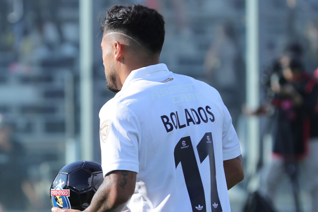 Marcos Bolados con la camiseta de Colo-Colo.