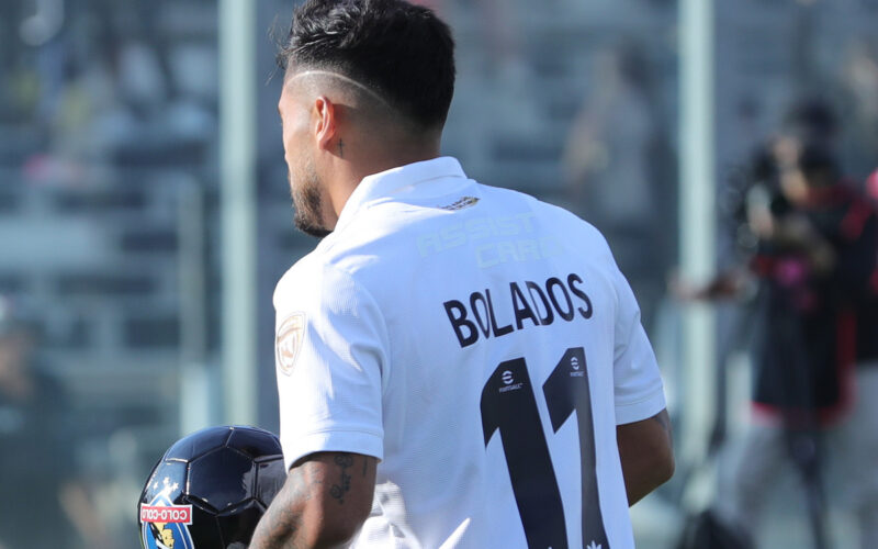 Marcos Bolados con la camiseta de Colo-Colo.