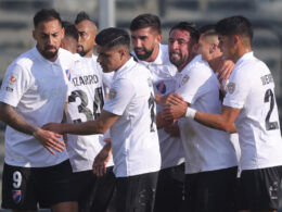 Jugadores de Colo-Colo celebrando un gol frente a Coquimbo Unido.