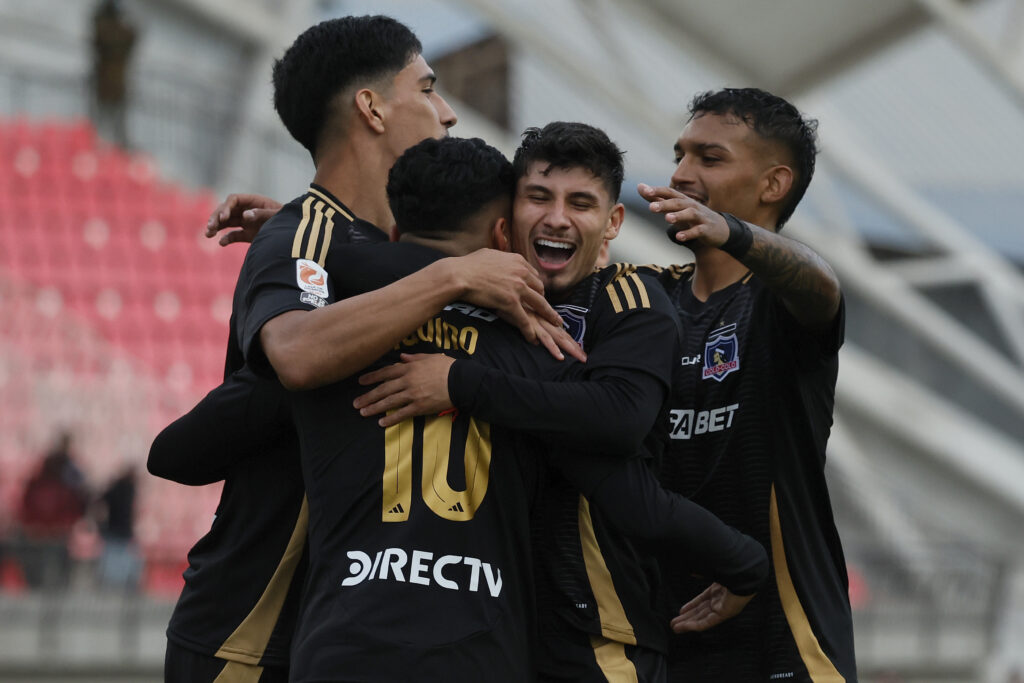 8 jugadores de Colo-Colo bajaron su valor de mercado.
