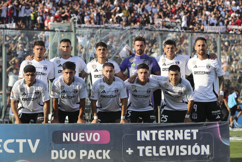 Futbol, Colo Colo vs Palestino. Fecha 6, Liga de Primera 2025. El equipo de Colo Colo es fotografiado contra Palestino durante el partido de primera division disputado en el estadio Monumental en Santiago, Chile. 27/03/2025 Felipe Zanca/Photosport Football, Colo Colo vs Palestino. 6st turn, 2025 First division league. Colo ColoÕs teams are pictured against Palestino during the first division match held at the Monumental stadium in Santiago, Chile. 27/03/2025 Felipe Zanca/Photosport
