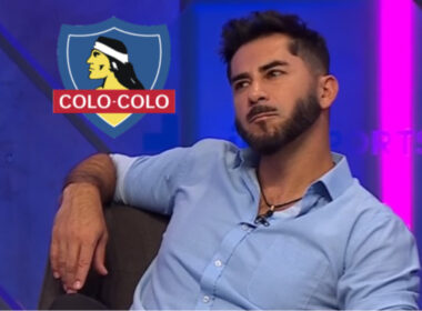 Johnny Herrera como panelista de Todos Somos Técnicos analizando a Colo-Colo.