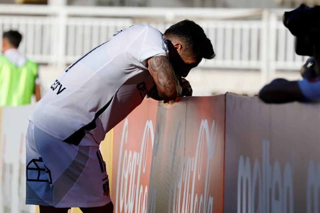 Marcos Bolados en el partido de Colo-Colo vs Deportes Limache.