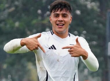 Bruno Torres celebrando un gol con Colo-Colo Sub-18.