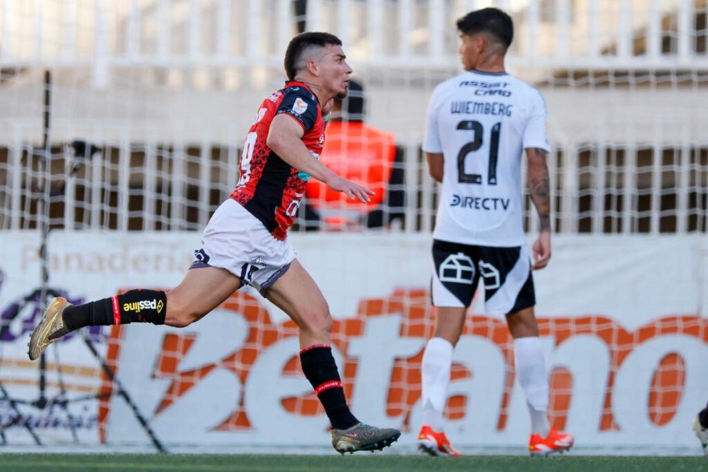 Colo-Colo tendrá que realizar varios ajustes para dar vuelta el resultado en el segundo tiempo.