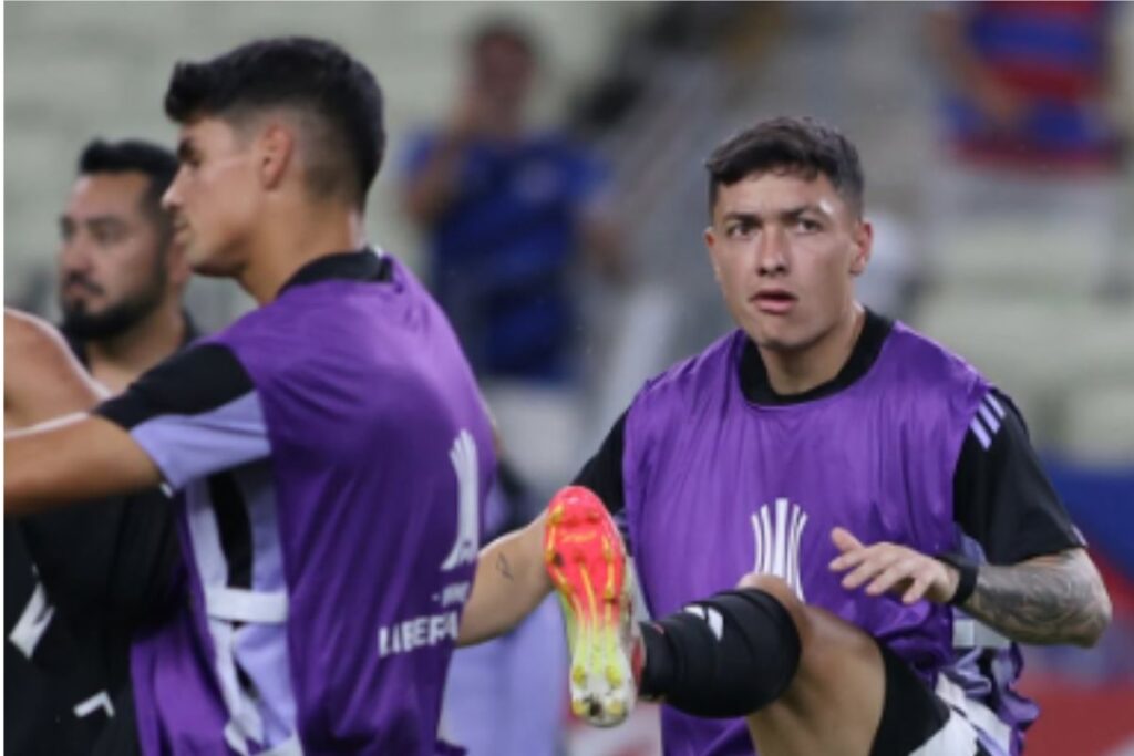 Cristián Zavala habría sido uno de los protagonistas de un altercado entre hinchas y el plantel de Colo-Colo (1)