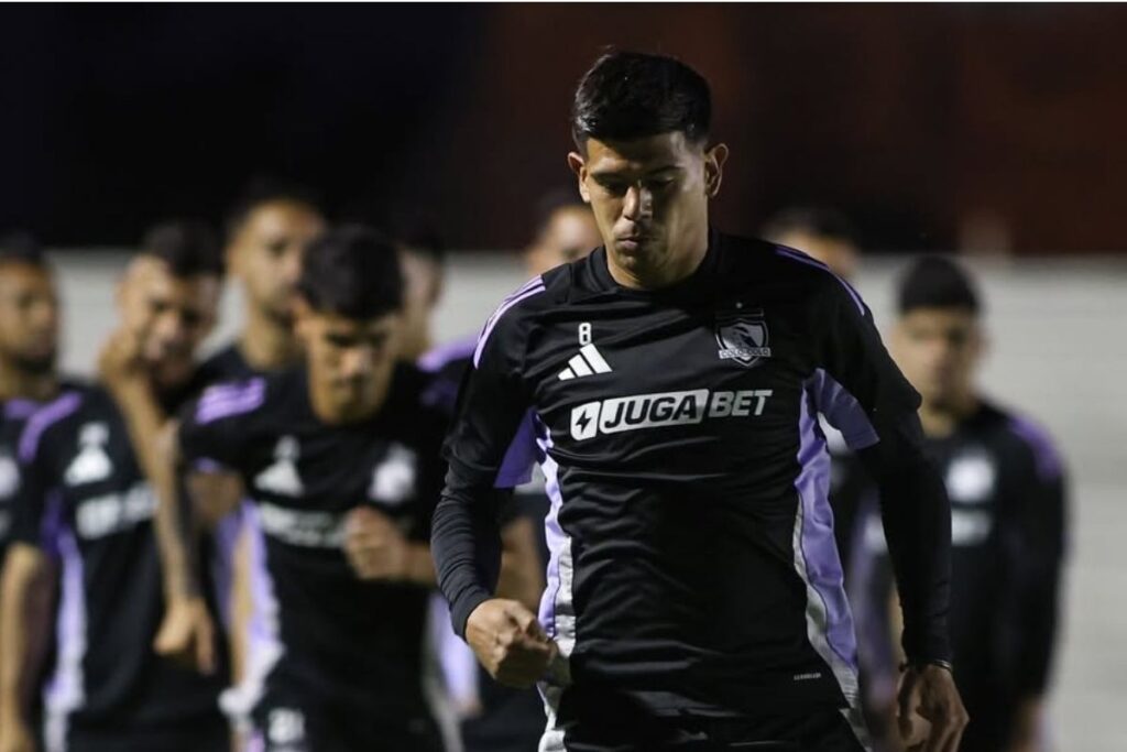 Colo-Colo entrenando