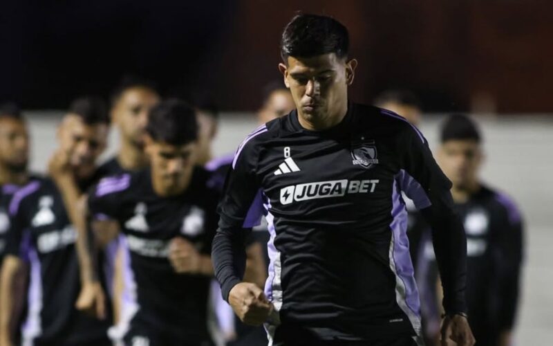 Colo-Colo entrenando