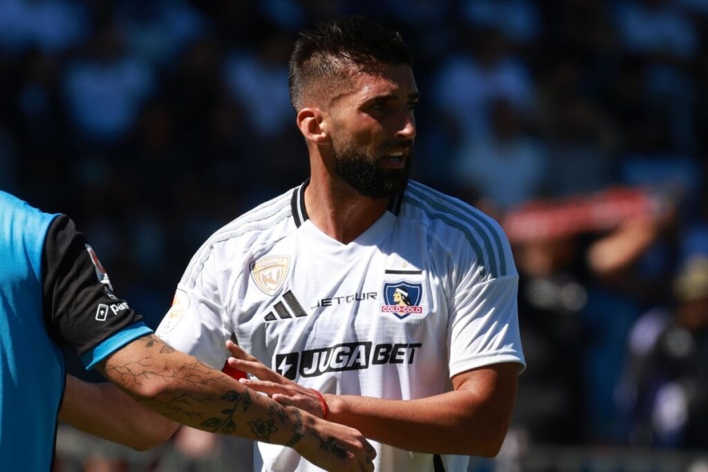 Marcelo Vega pide titularidad para Emiliano Amor
