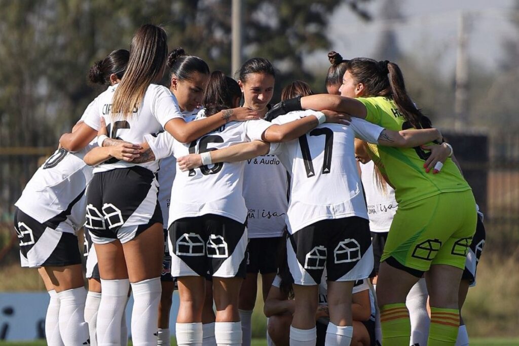 Colo-Colo vs Audax en la Liga Femenina.
