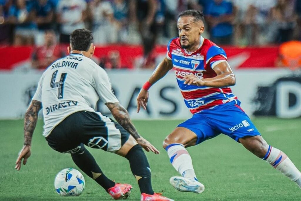 Emiliano Amor duro mea culpa por el duelo frente a Fortaleza
