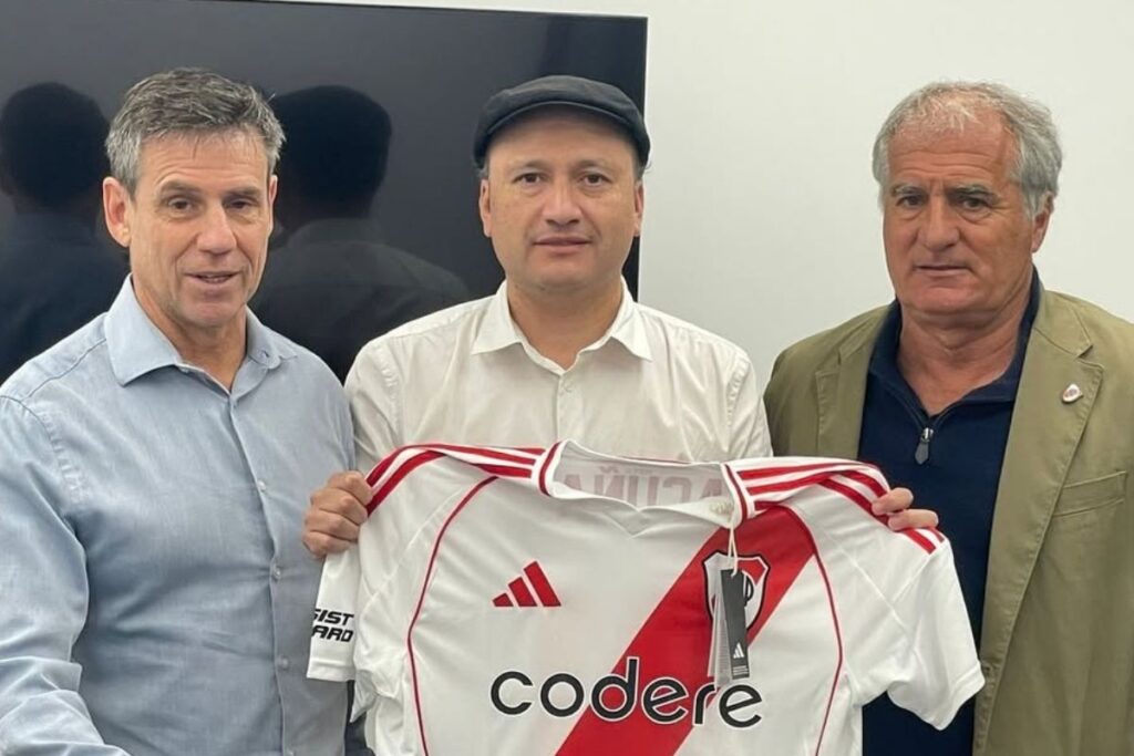 Club Social y Deportivo Colo-Colo