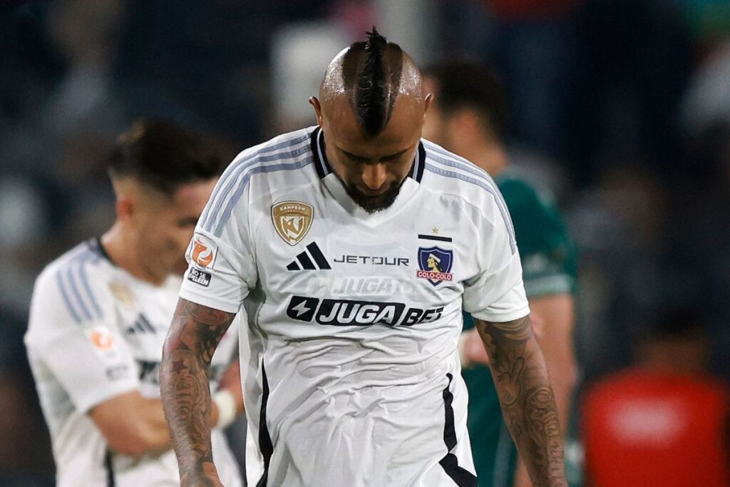 Exdelantero de Colo-Colo, Patricio Yáñez destroza a Arturo Vidal y exige su suplencia