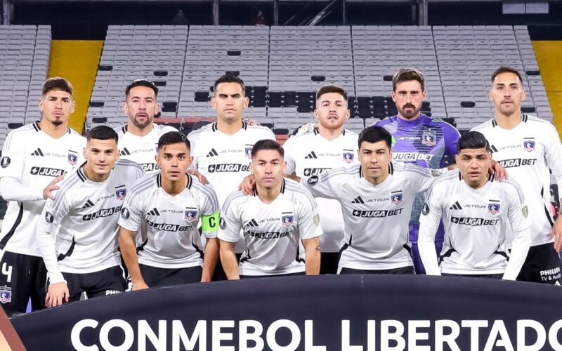 Formación de Colo-Colo en el partido frente a Atlético Bucaramanga por Copa Libertadores.