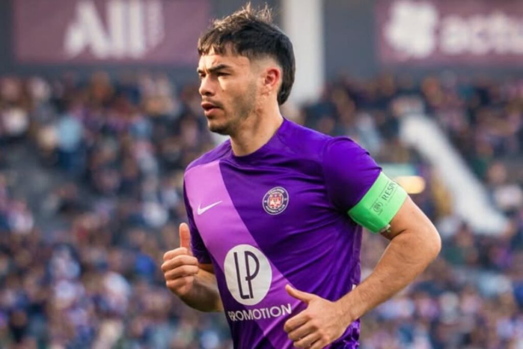 En 97 partidos disputados con la camiseta del Toulouse, además de convertirse en capitán y referente, Gabriel Suazo anotó 3 goles y 14 asistencias. 