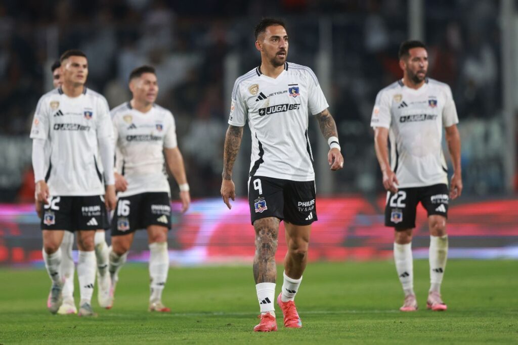 Hinchas de Colo-Colo en picada contra Salomón Rodríguez "Una estafa"