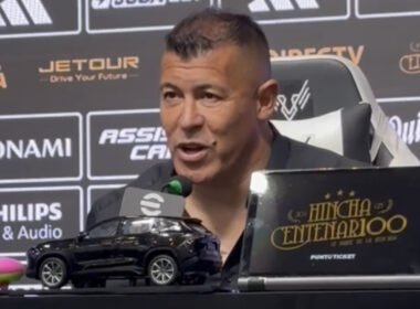 Captura de pantalla de conferencia de prensa de Jorge Almirón.
