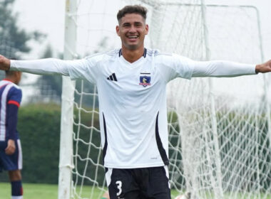 José Durán celebrando un gol por Colo-Colo en la Copa Futuro Sub 20.