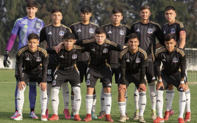 Jugadores de Colo-Colo sub 20.