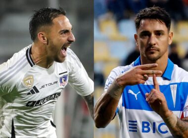 Javier Correa y Fernando Zampedri con camisetas de Colo-Colo y Universidad Católica.