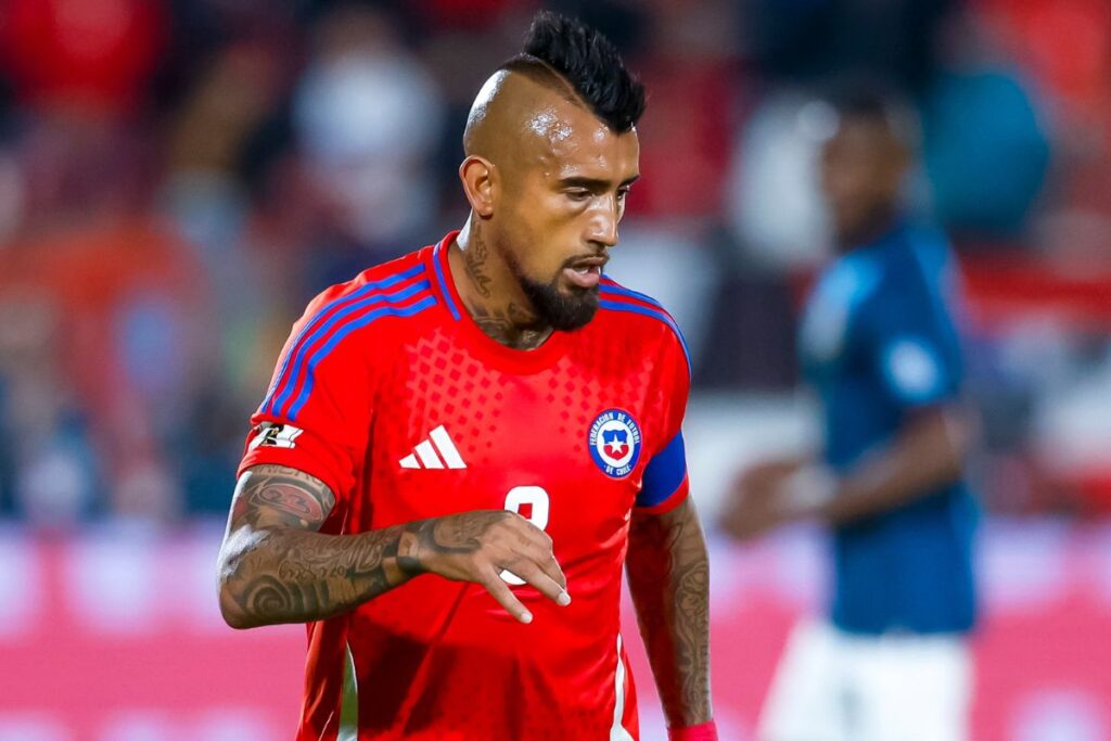 Arturo Vidal, Lucas Cepeda, Brayan Cortés, Esteban Pavez y Vicente Pizarro fueron los jugadores de Colo-Colo nominados por el DT de La Roja. 
