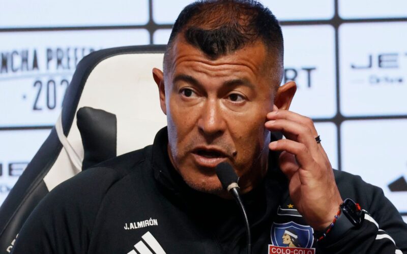 Jorge Almirón confirma reunión con hinchas de Colo-Colo
