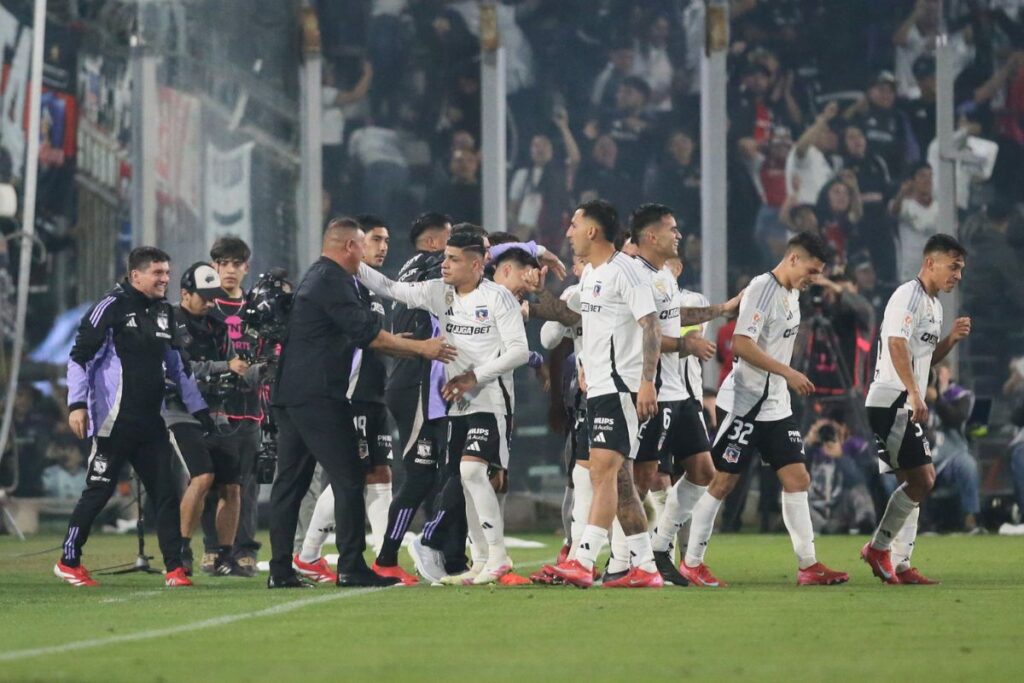 Jorge Almirón histórico de Colo-Colo analiza su posible salida (3)
