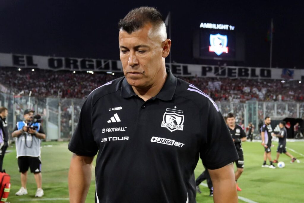 Jorge Almirón insólita situación en el Estadio Monumental