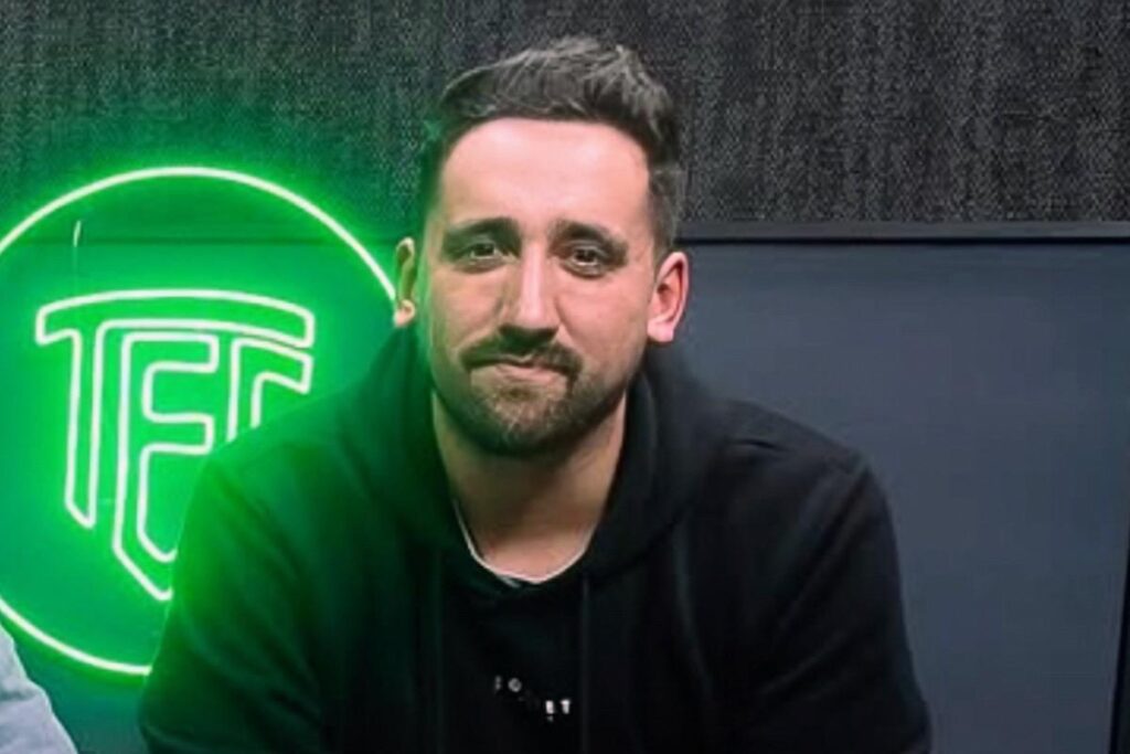 Primer plano a Marcelo Muñoz en el estudio de 'Todo Es Cancha'.