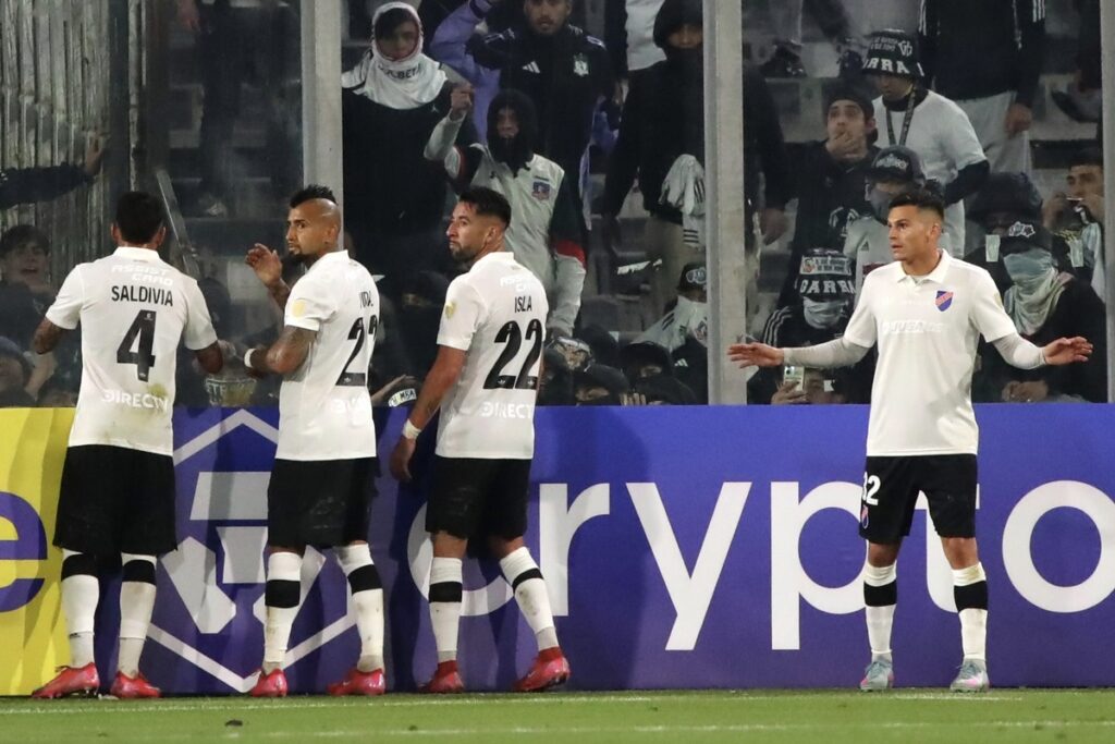 Saldivia, Vidal, Isla y Cepeda consternados tras enterarse de lo sucedido fuera del Monumental.
