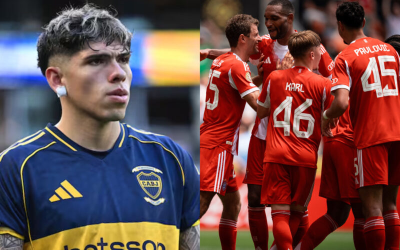 Primer plano de Carlos Palacios con camiseta de boca Juniors, junto a los jugadores del Bayern Múnich abrazados celebrando un gol.