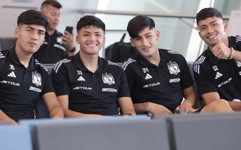 Marchant con sus compañeros de inferiores.