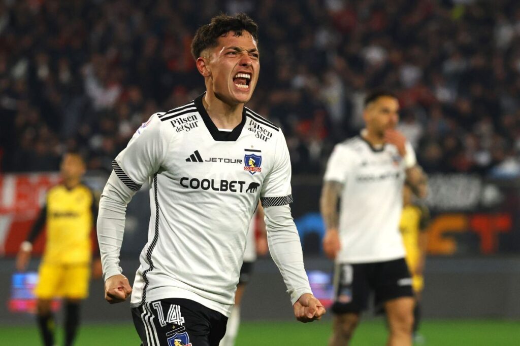 Cristián Zavala celebrando un gol frente a Coquimbo Unido durante la campaña 2024.