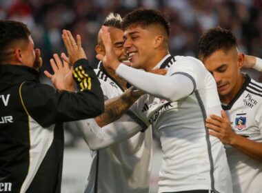 Damián Pizarro celebrando en Macul