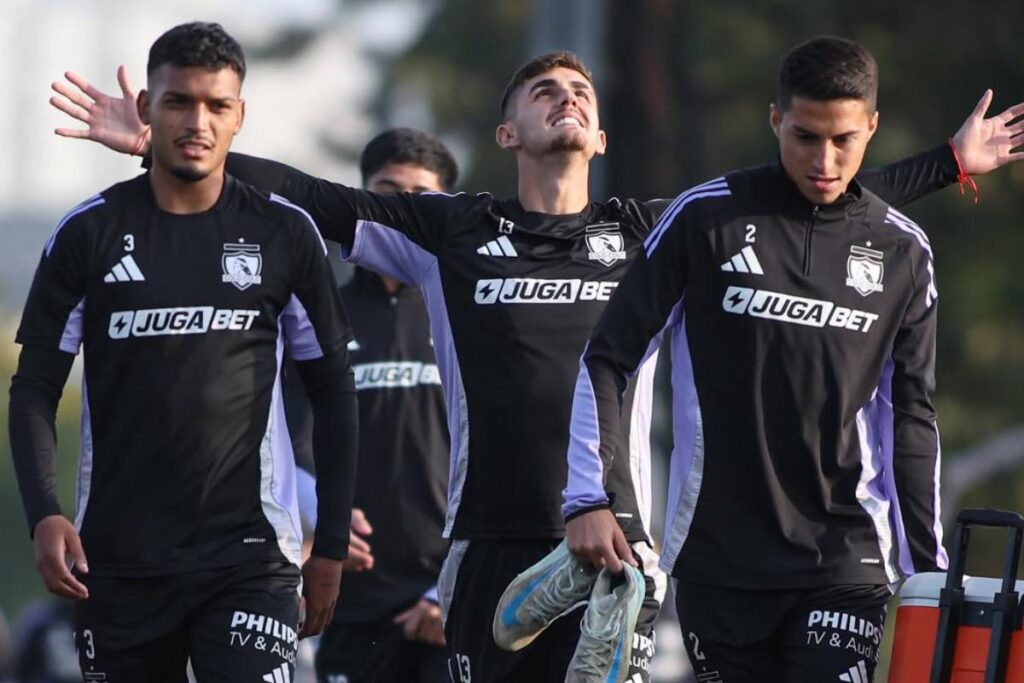 Daniel Gutiérrez, Bruno Gutiérrez y Jonathan Villagra en un entrenamiento de Colo-Colo.