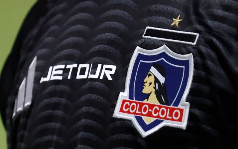 Camiseta alternativa Colo-Colo 2025