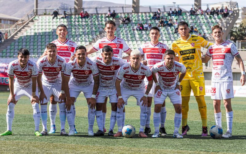 Formación de Deportes Copiapó en la Liga de Ascenso 2025.
