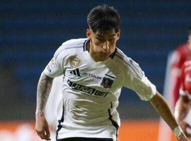 Francisco Marchant con la camiseta de Colo-Colo en el partido ante Deportes Iquique.