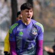 Gabriel Maureira celebrando un penal tapado con Colo-Colo-