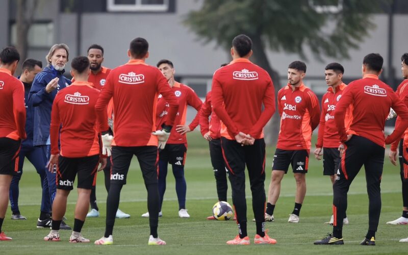 La Roja entrenando en Juan Pinto Durán.