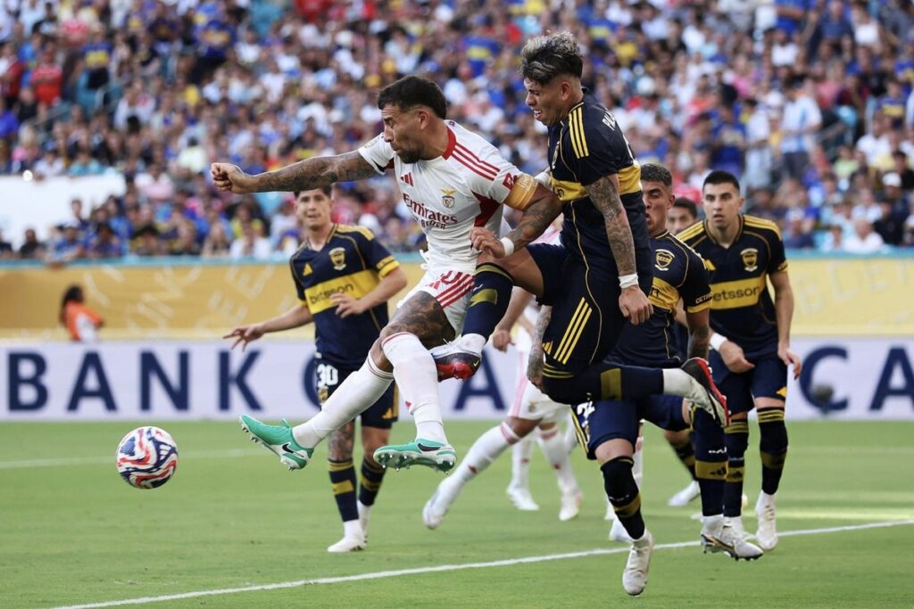 Palacios vs Otamendi en el Boca vs Benfica.