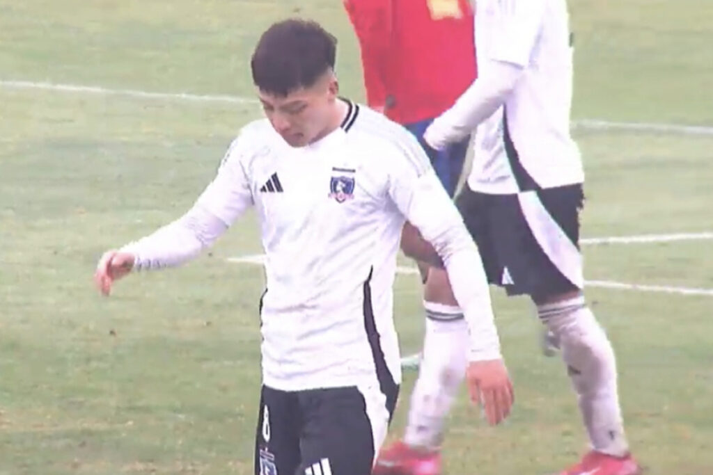 Leandro Hernández durante el partido entre Colo-Colo y Unión Española por la Copa Futuro Sub 20.