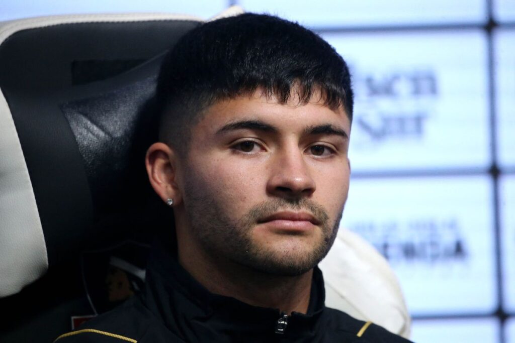 Cristián Riquelme presentado de Colo-Colo. 