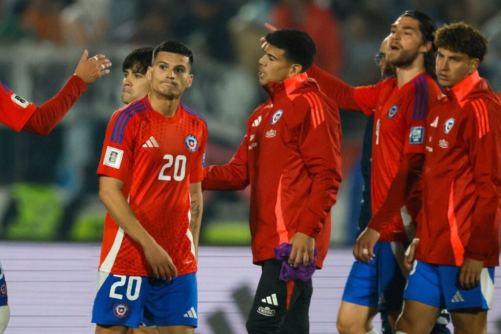 Lucas Cepeda en el partido de La Roja ante Argentina
